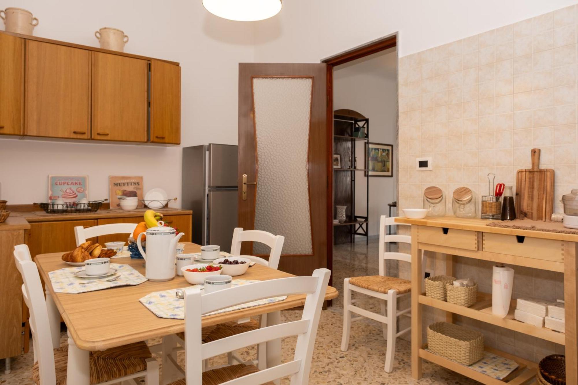 La Finestra Sui Trulli Bed and Breakfast Alberobello Eksteriør billede